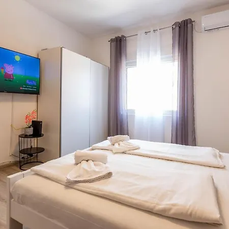 Viktorija 1br * Zadar