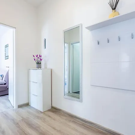 Viktorija 1br