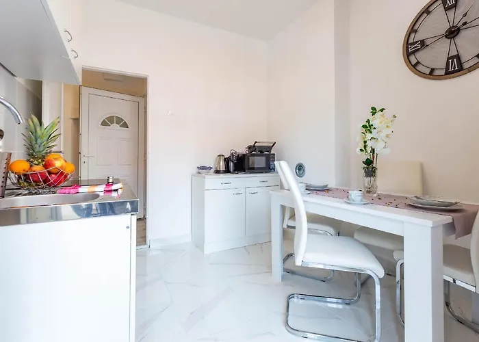 Viktorija 1br 公寓 *