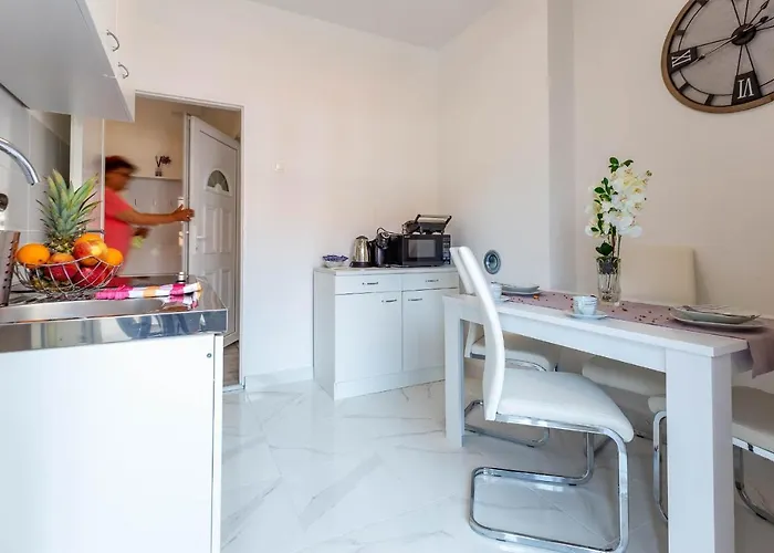 Viktorija 1br 公寓 扎达尔